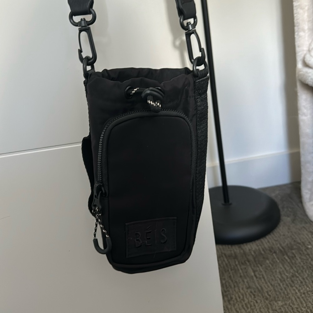 Béis Water Bottle Sling